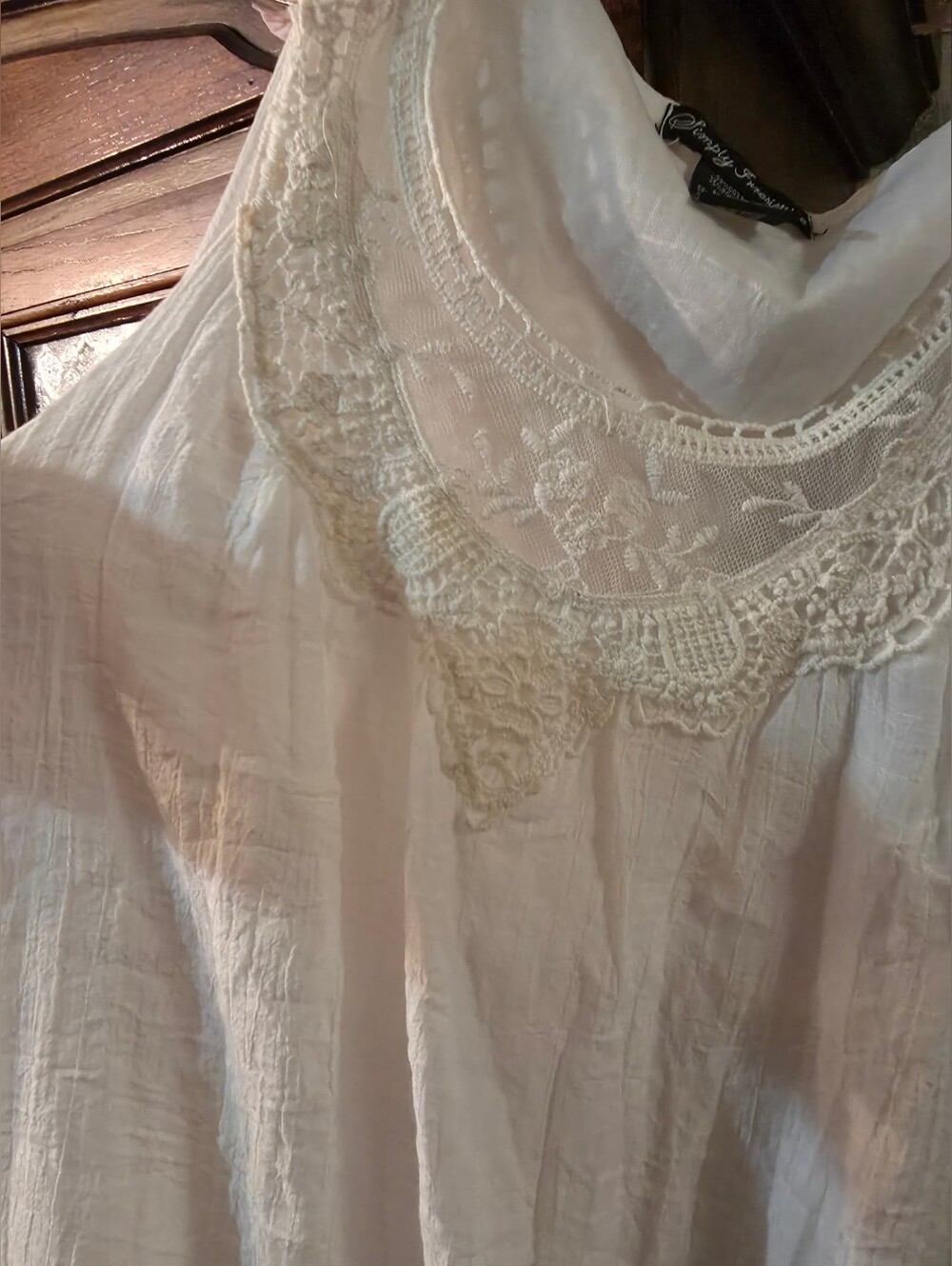 Simply Irresistible Cream Crochet-Trim TOP (M)